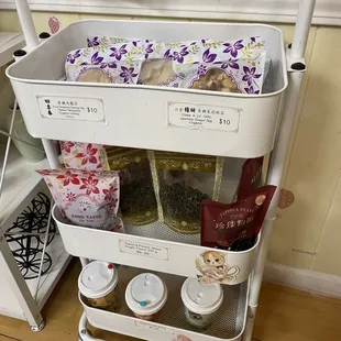 Tea leaves and bubbles for sale!