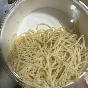 Received this- very little amount of spaghetti. I tilted the container so you can see.