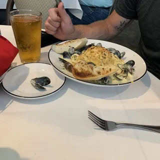 Chesapeake Crab Alfredo