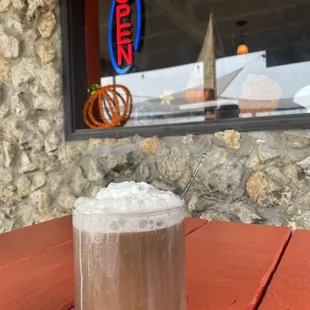 vanilla coffee with whip cream