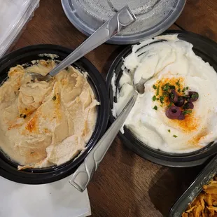 Hummus and garlic dip