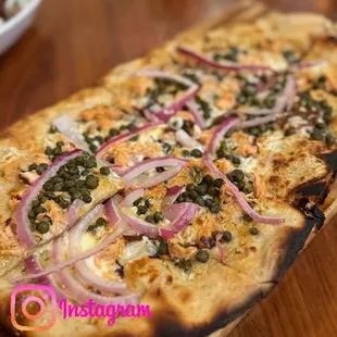 Smoked salmon flatbread