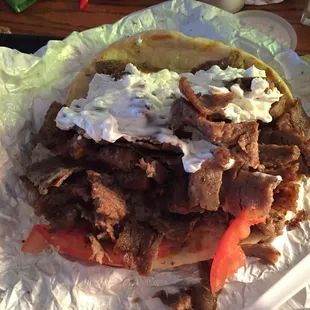 Jumbo gyro w extra sauce