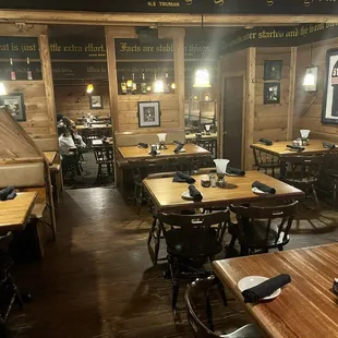 tons of little pockets of seating!