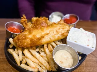 21 North Eatery & Cellar