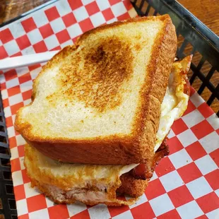 Bacon, fried egg,&amp; cheese on Texas toast.