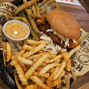 Byrds Hot Chicken - Novi