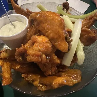 25 wings with celery and blue cheese