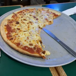 Large cheese pizza