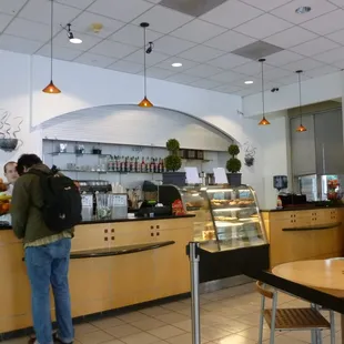 no hot food at this campus location