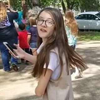 Tina S.