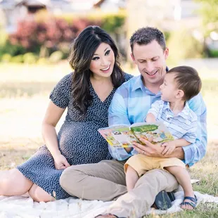 Family Portrait by TwoTwentyPhotos