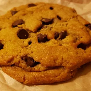 Vegan chocolate chip cookie ($3.50). Spectacular. The best I&apos;ve had in years. Great texture &amp; flavor. Top seller.