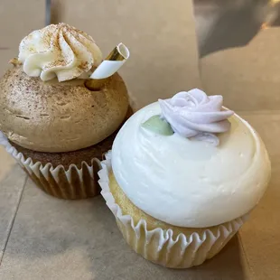 Pumpkin Spice Latte and Vanilla Bean cupcake