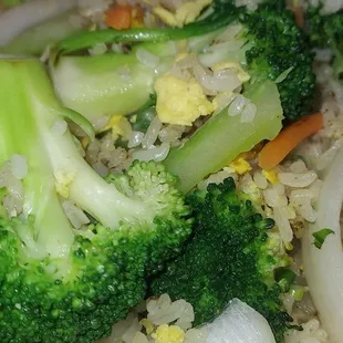 Vegetable fried rice /extra broccoli