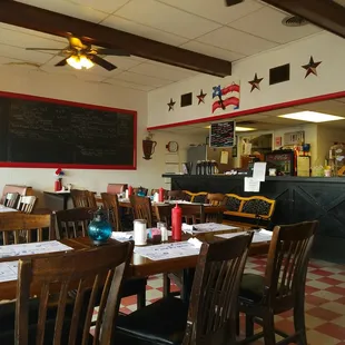 Very nice people,  excellent service,  great food