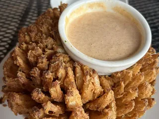 Russell's Marina Grill