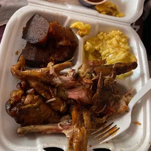 6 Wing Chicken Dinner Combo macaroni with yams