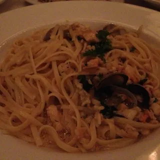 Linguini with Clams