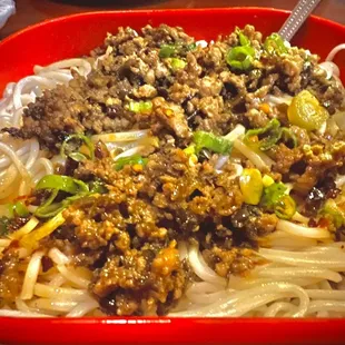 7. Dan Dan Noodle in Hot Oil