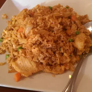 R1. Yang Chow Fried Rice Chicken, Beef, Shrimp, Egg, Peas and Onions