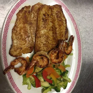 Grill catfish and jumbo shrimp