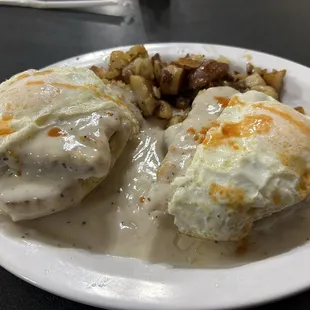 Cowboys Eggs Benedict