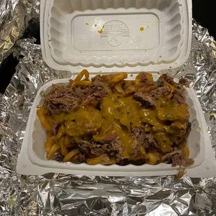 Pulled pork/fries basket