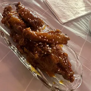 Chongqing Style Dry Fried Chicken Wings