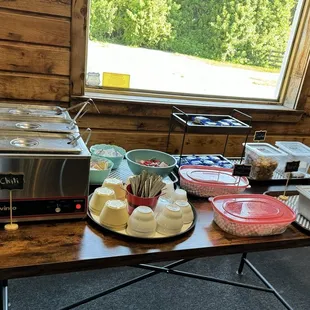 Soup and chili that goes with the salad bar