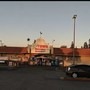HALAL MEAT MARKET IN C-TOWN FARMERS MARKET