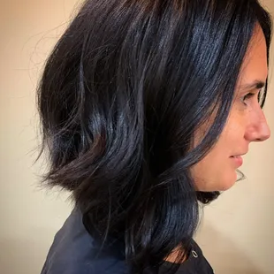 All over color and layered haircut