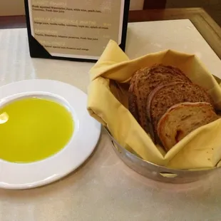 The addictive bread and olive oil