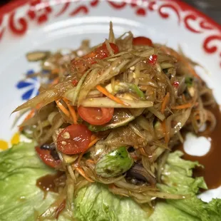 ramen and noodles, food