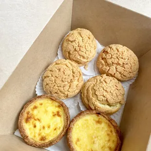 Pandan cream puffs &amp; durian egg tarts