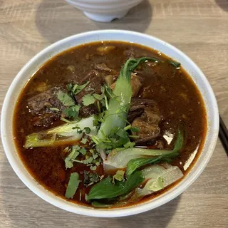 Hot and Spicy Beef Noodle Soup