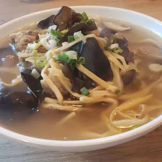 Mixed Mushrooms Spareribs Noodle Soup
