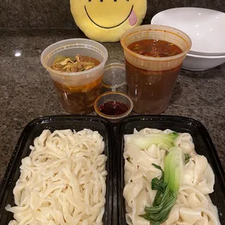 Chong Qing Beef Noodle Soup