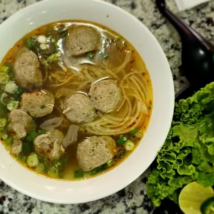 ramen and noodles, food