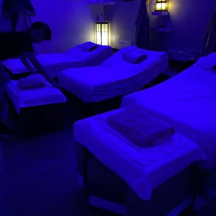 So excited to start my massage. 90 mins combo here I come.