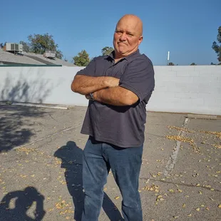 After my massage, I can stand up straight without any pain.