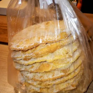 Literally the ONLY place I buy Bunuelos for the past 8 years! Always around Christmas/ New Year Mr. Caballero makes the best Bunuelos!