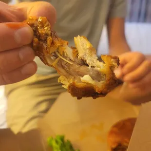 Wingggg
