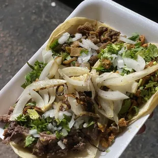 Al pastor, lengua, tripa