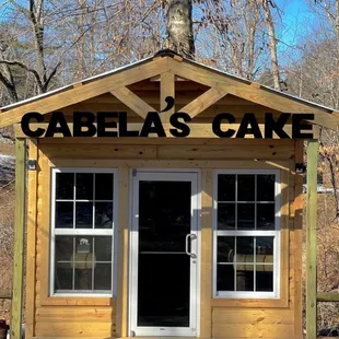 the entrance to a cafe