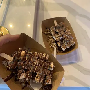 2 big pop rocky road. We got one with vegan chocolate ice cream and one with the standard hazelnut that comes with it by default