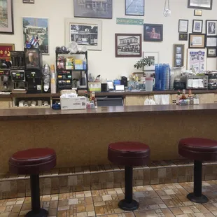 Counter seating, booths, and tables