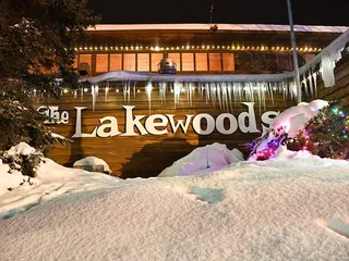 Lakewoods Resort