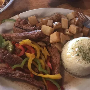 Lomo Saltado