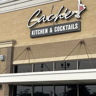 Front entrance when walking ‍ inside....